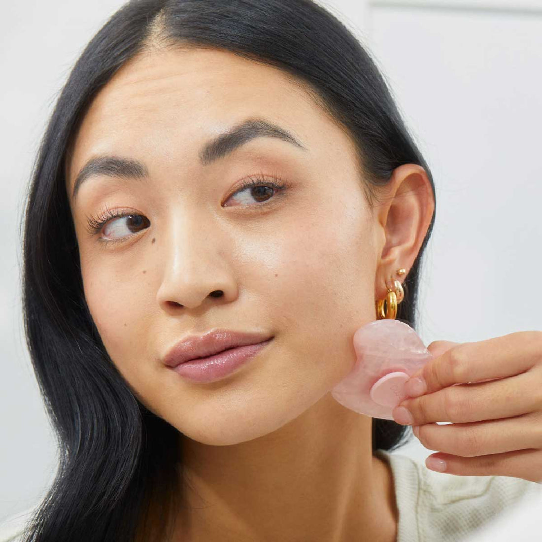 How to Prevent Your Neck From Aging Faster Than Your Face